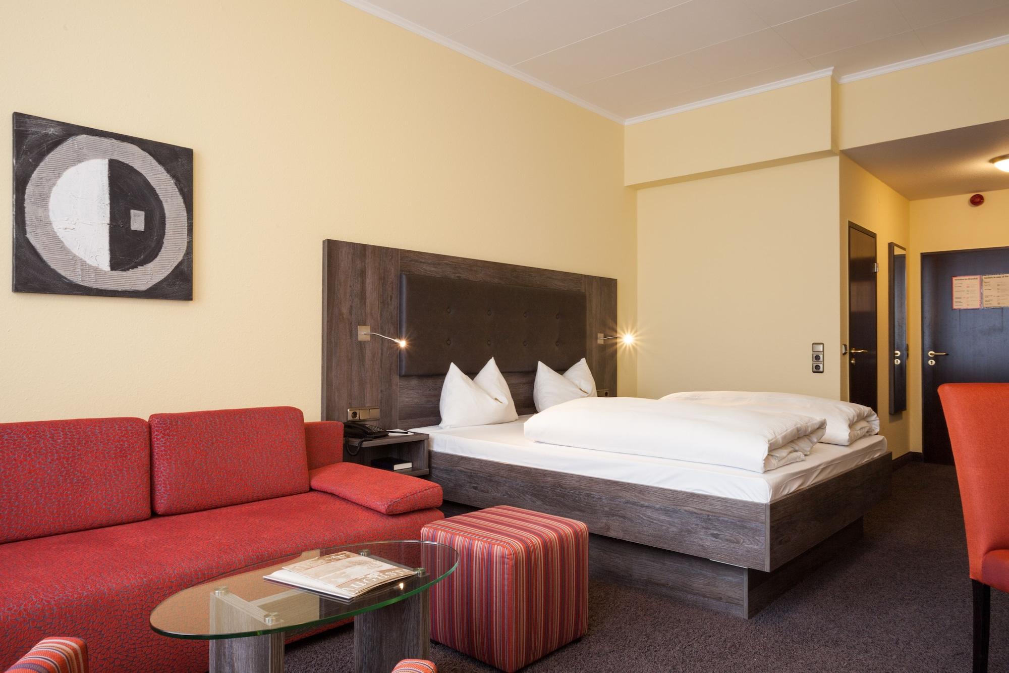 Western Hotel 3*